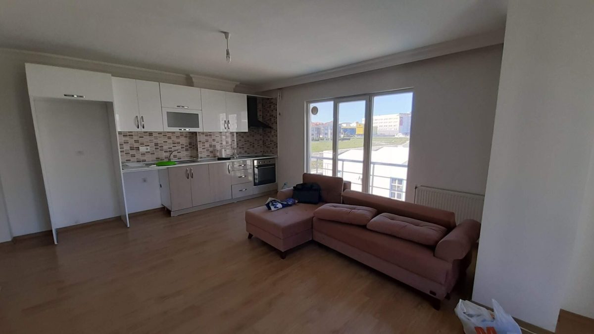 c09e6d08-deb0-442b-b2d4-2b4b1f21e331 Sınırlı gelire sahip kişiler için makul bir fiyata lüks bir alanda bir kompleks içinde daire - Görsel 10