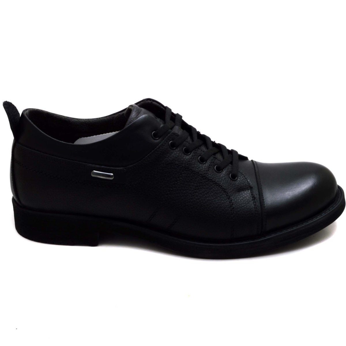 ⁦أحذية رجالية كبيرة الحجم⁩ - الصورة ⁦2⁩