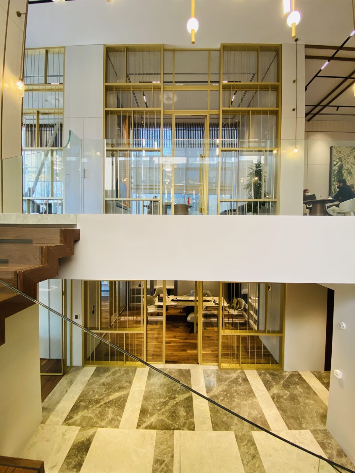 Nişantaşı projesinde sahip olmanız sadece denizin komşusu olmayacağınız, denizin bile kendi dairenizin balkonuna gelmesi anlamına geliyor. - Görsel 10