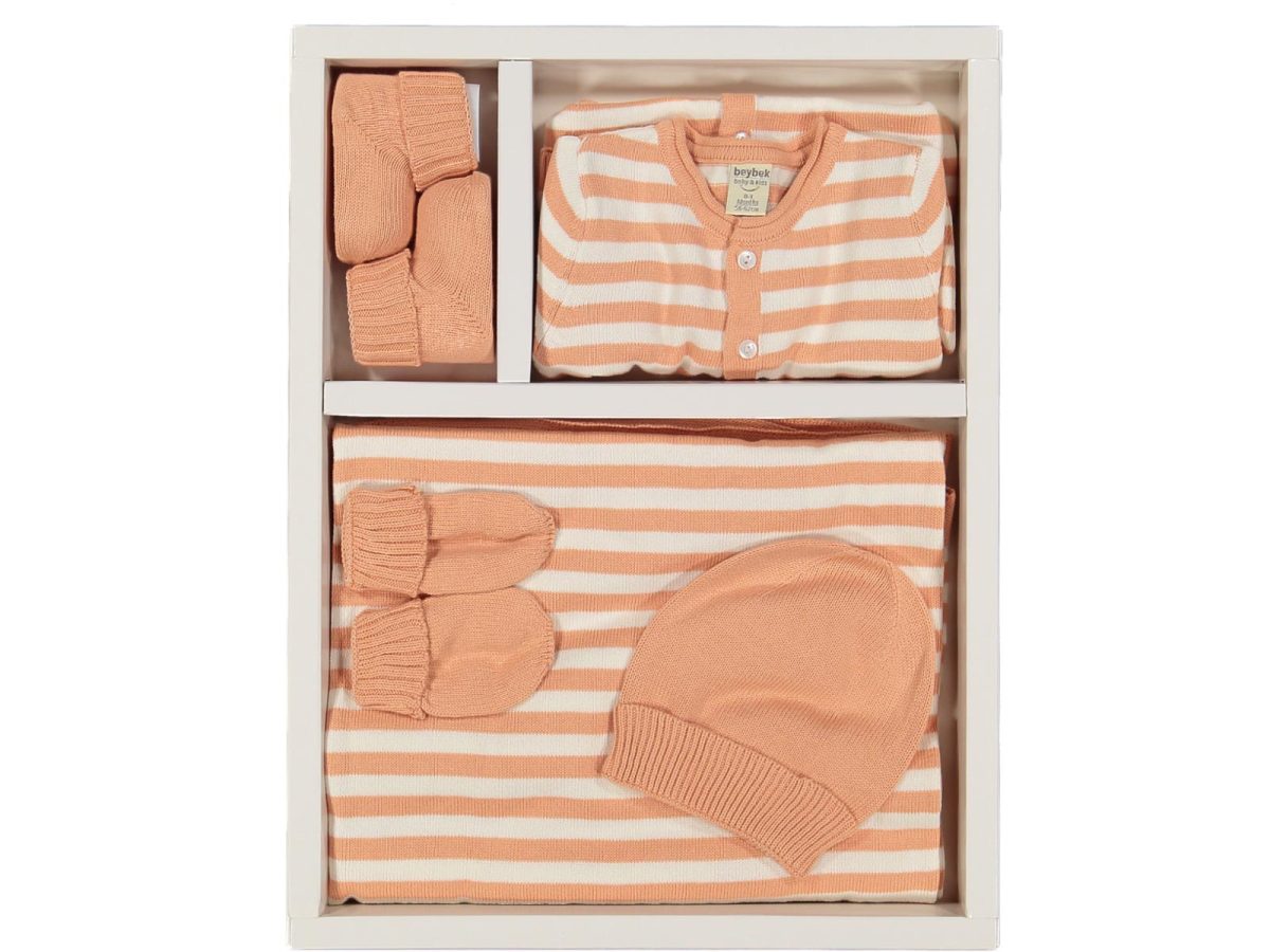 Yeni doğan bebek kıyafetleri - Görsel 2
