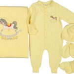 Yeni doğan bebek kıyafetleri
