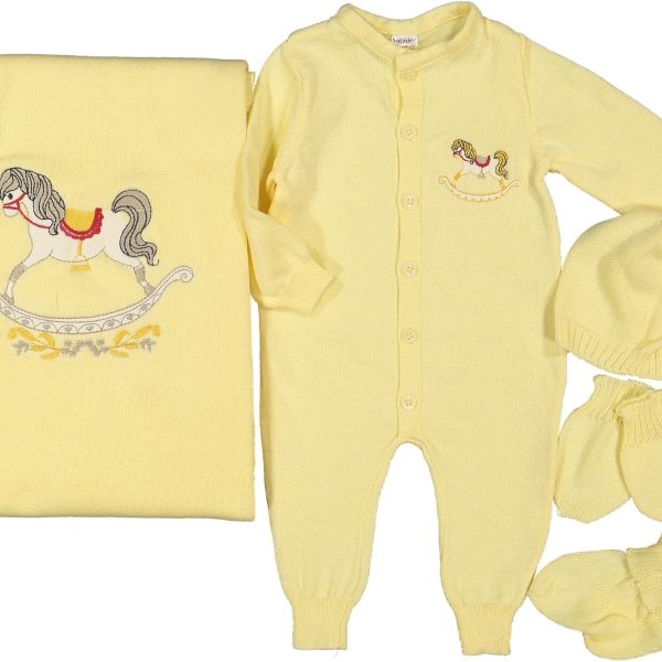 New born baby clothes