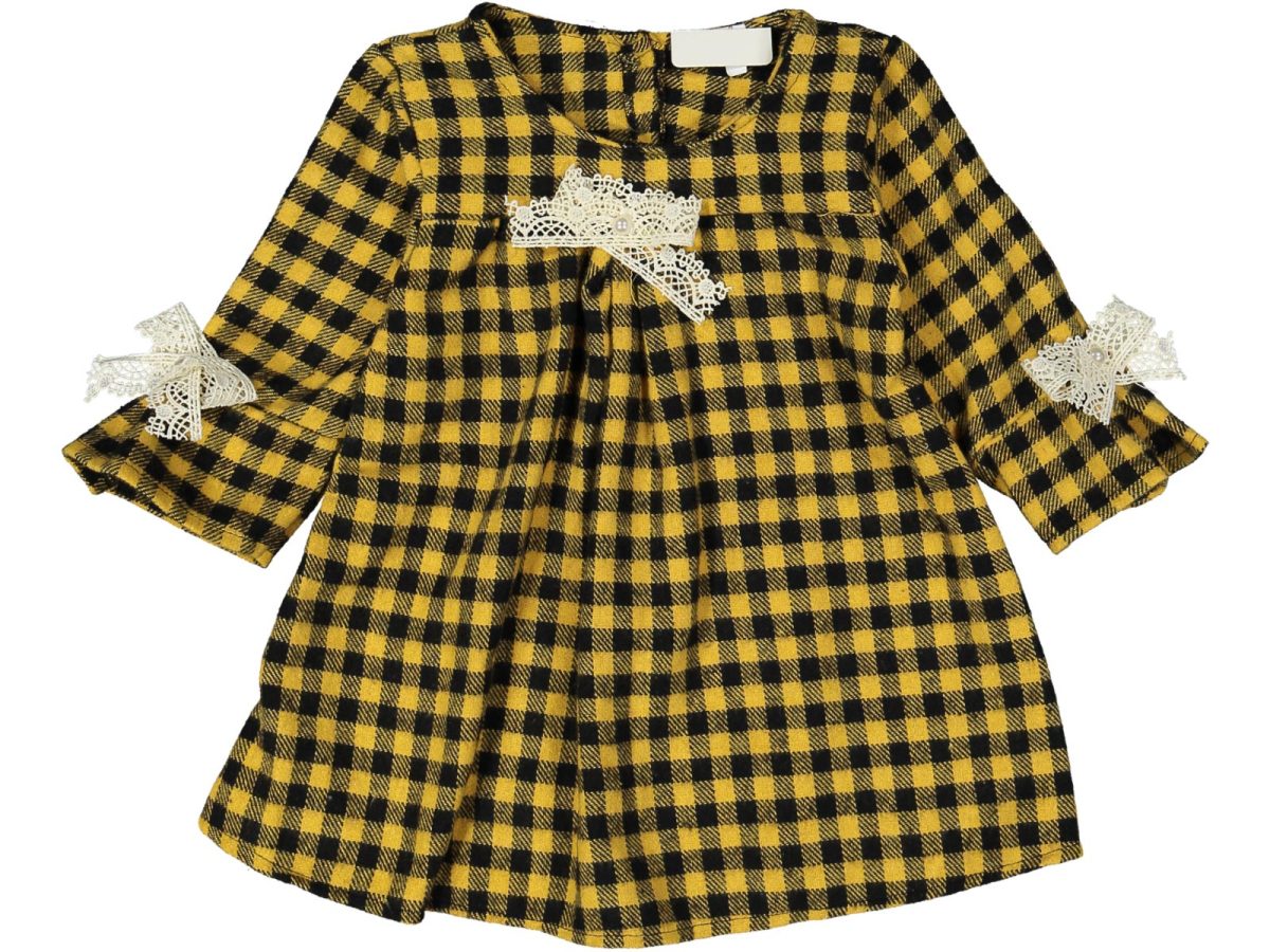 Girls dress - Image 1