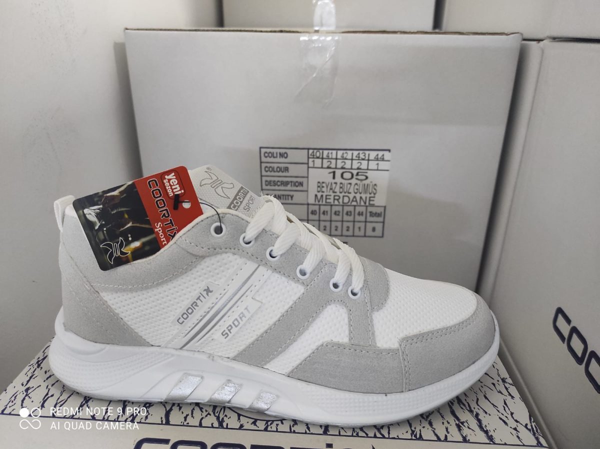 ⁦أحذية رياضية للجنسين سعر موحد⁩ - الصورة ⁦5⁩