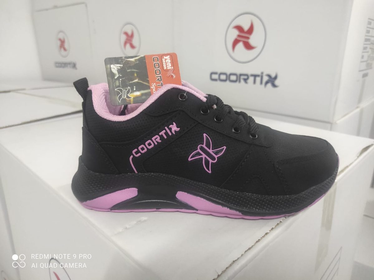 ⁦أحذية رياضية للجنسين سعر موحد⁩ - الصورة ⁦20⁩