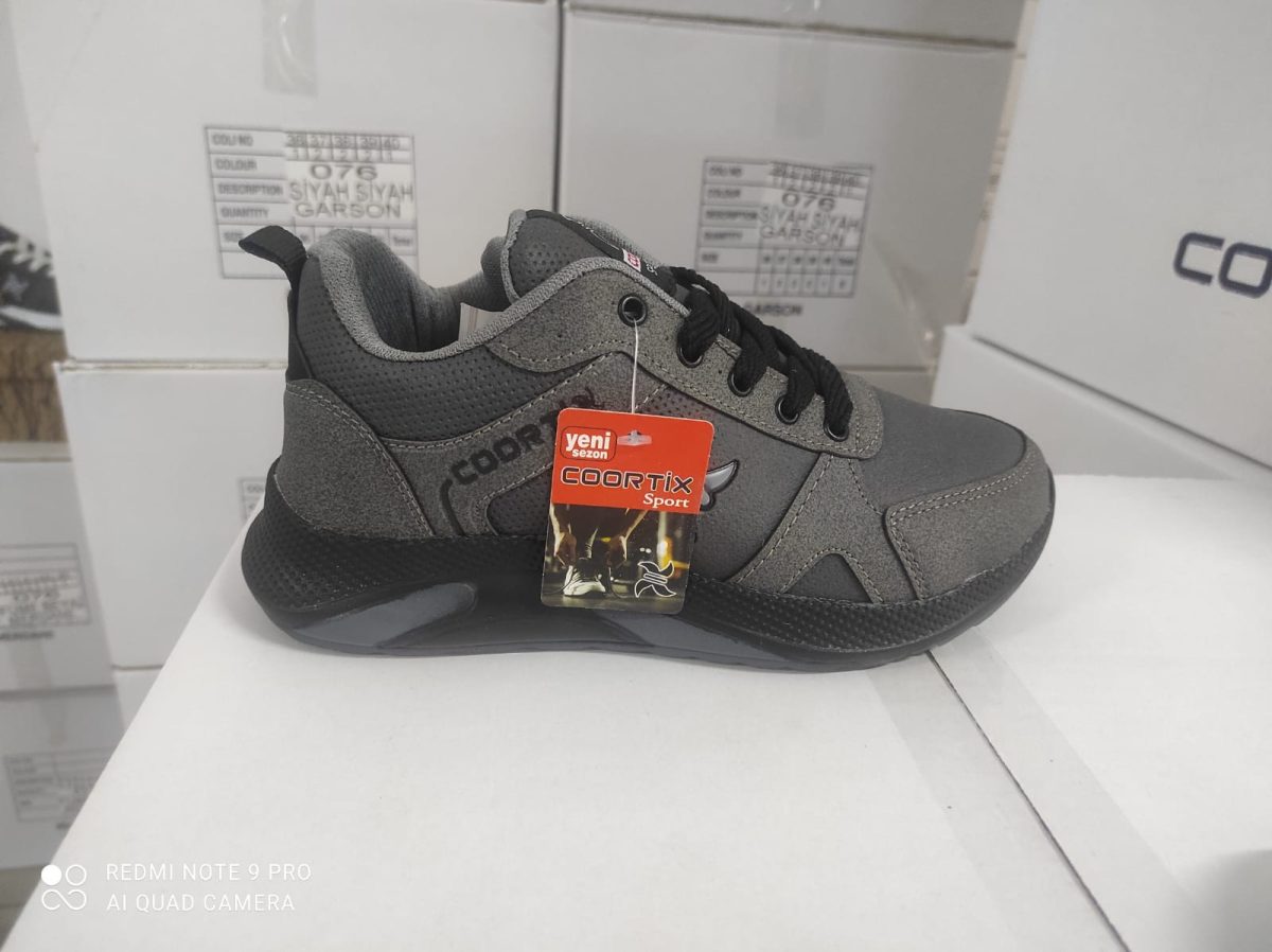 ⁦أحذية رياضية للجنسين سعر موحد⁩ - الصورة ⁦24⁩