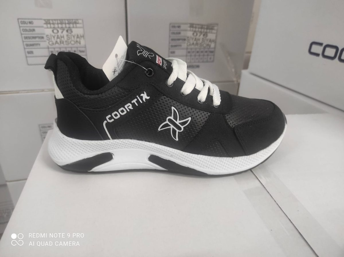 ⁦أحذية رياضية للجنسين سعر موحد⁩ - الصورة ⁦25⁩