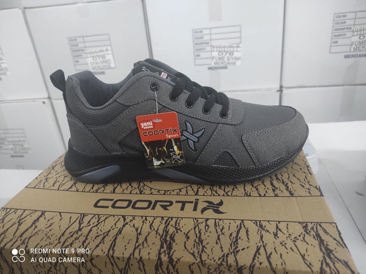 ⁦أحذية رياضية للجنسين سعر موحد⁩ - الصورة ⁦27⁩