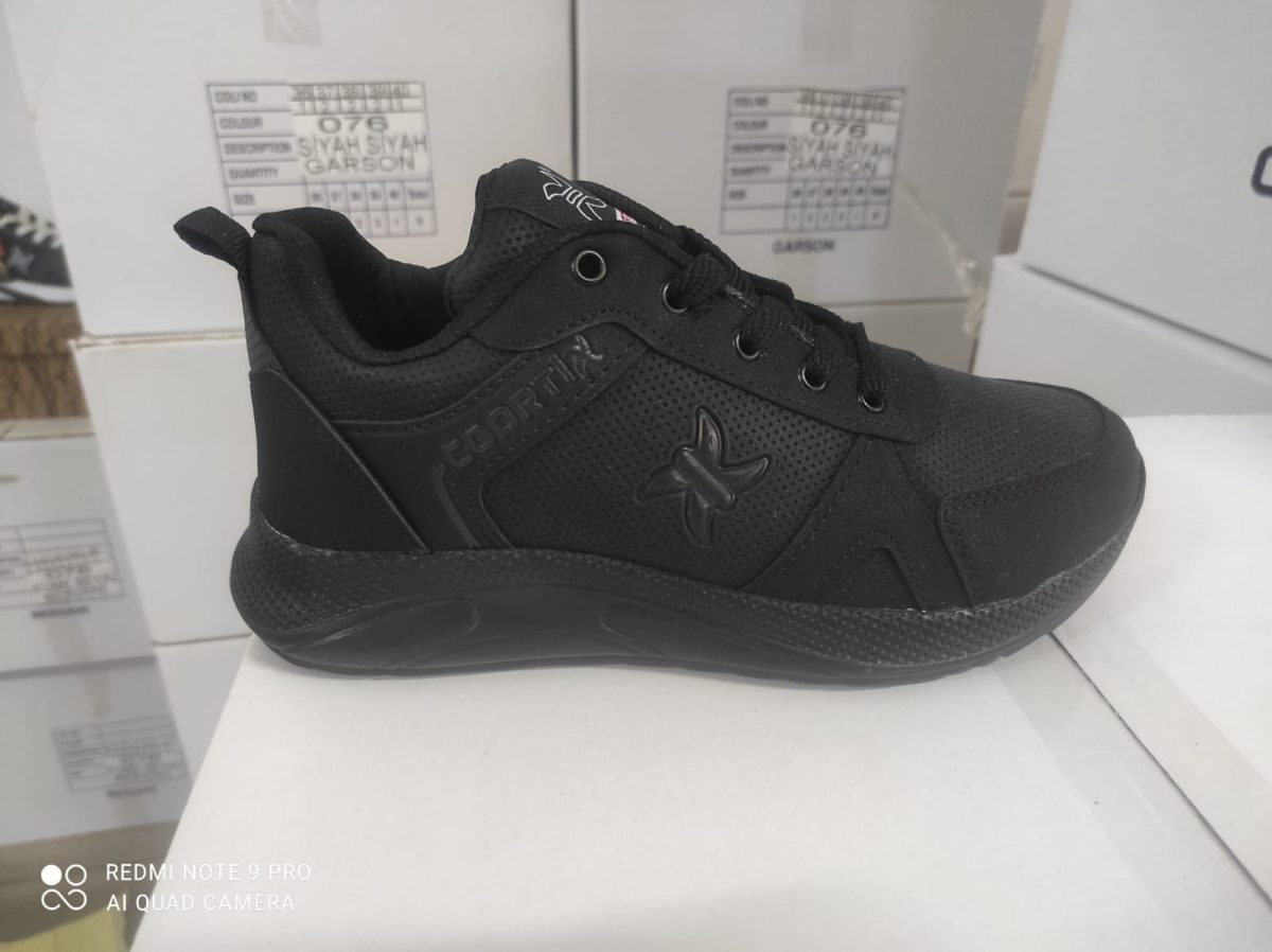 ⁦أحذية رياضية للجنسين سعر موحد⁩ - الصورة ⁦29⁩