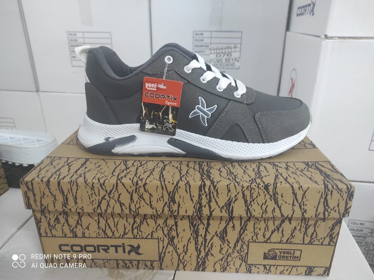 ⁦أحذية رياضية للجنسين سعر موحد⁩ - الصورة ⁦28⁩