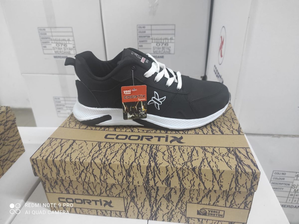 ⁦أحذية رياضية للجنسين سعر موحد⁩ - الصورة ⁦33⁩