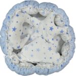 newborn baby swaddle